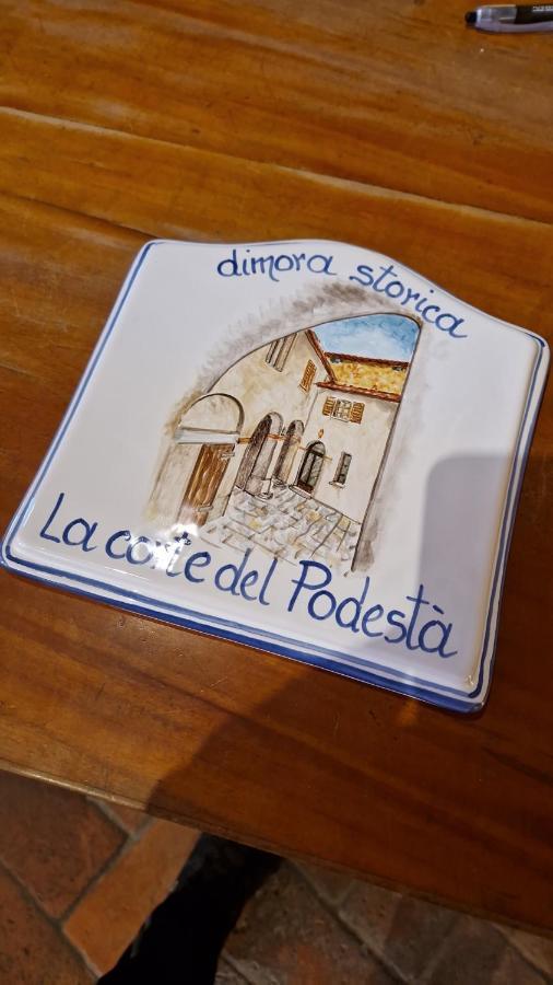 La Corte Del Podesta Sarteano Kültér fotó